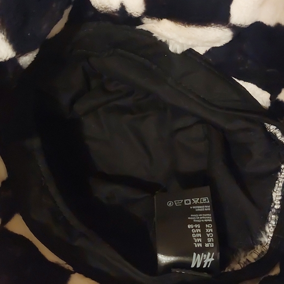 Brand new Suede/velour checker bucket hat - Picture 2 of 3